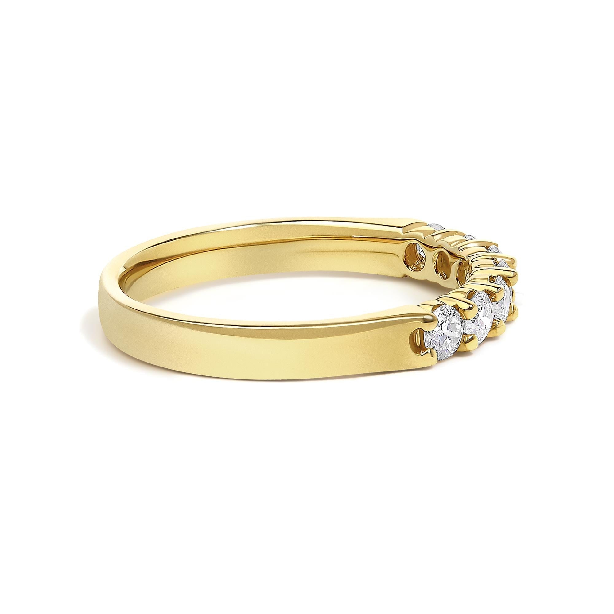 14K Gold Diamond Band Ring with 7 Stones