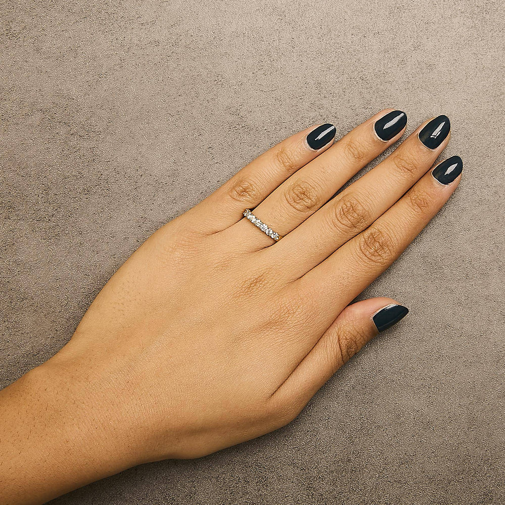14K Gold Diamond Band Ring with 7 Stones