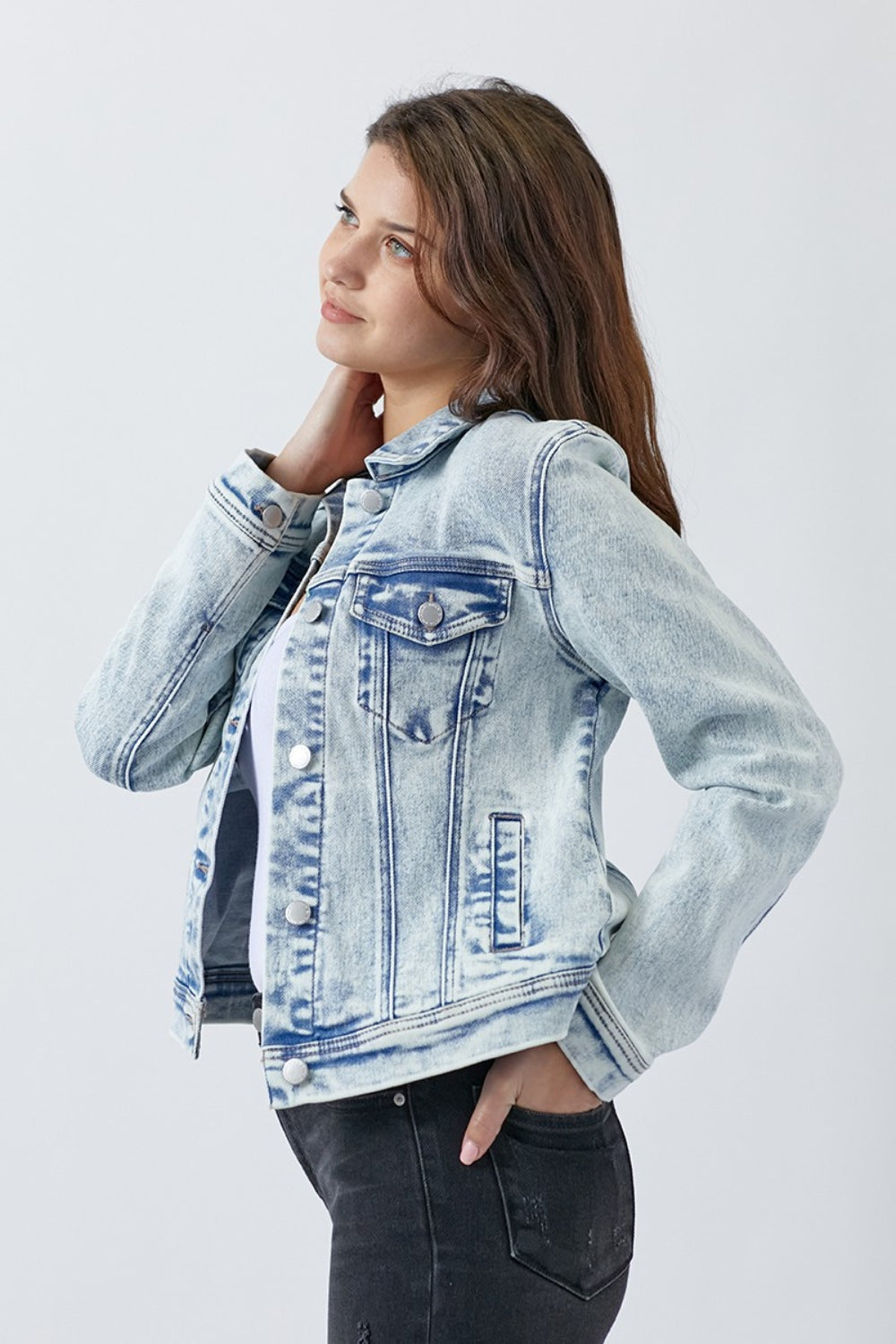 Button Up Washed Jacket Blue Classic Buttoned Jacket With Pocket Detail For Women by Stevvex