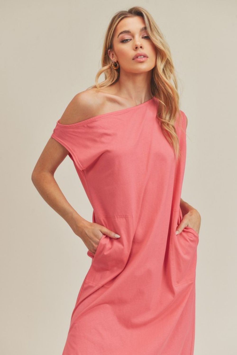 Side Slit Round Neck Sleeveless Midi Dress For Women Versatile, Chic & Comfortable for Any Occasion by Stevvex