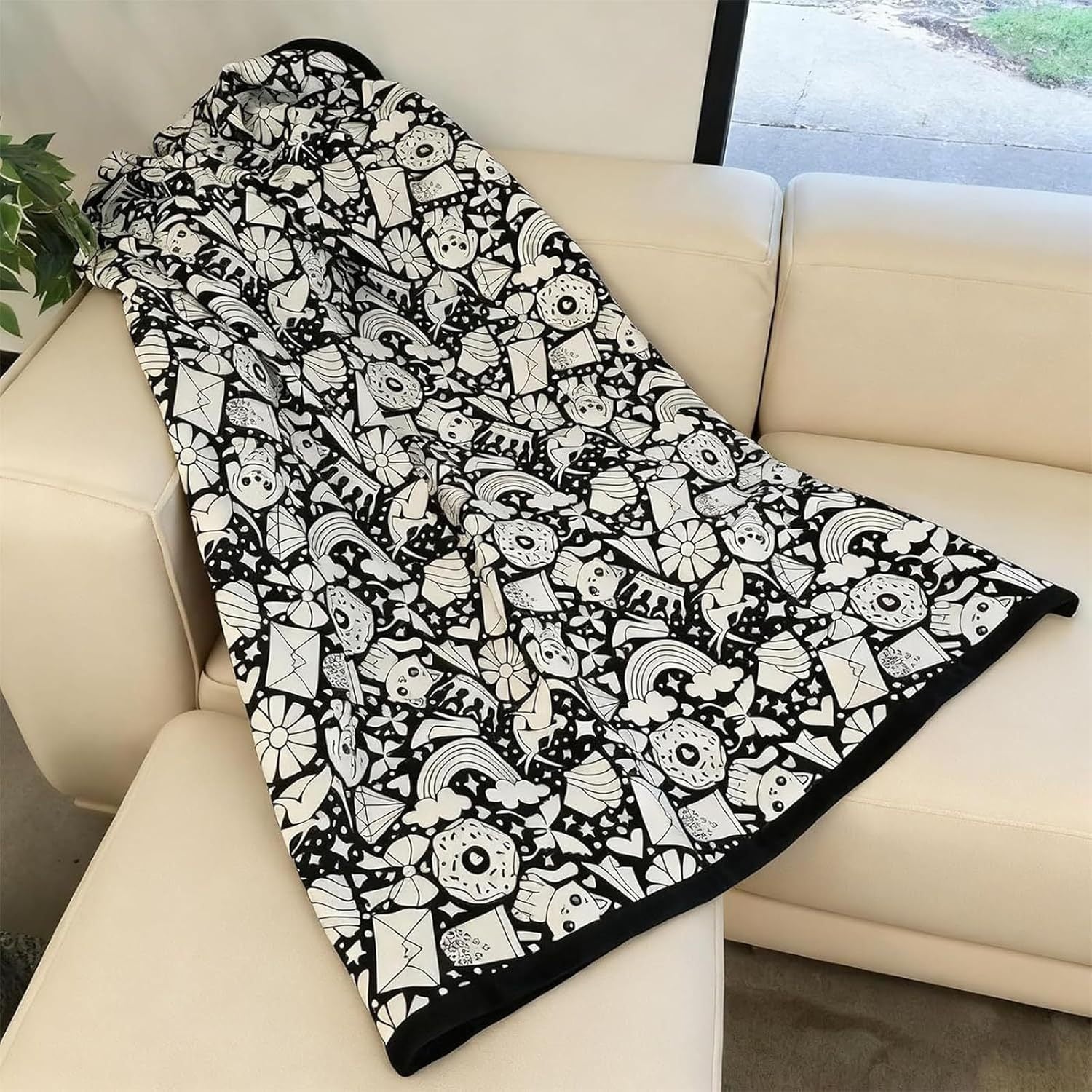 DIY Coloring Blanket With Markers - Lifestyle Haven