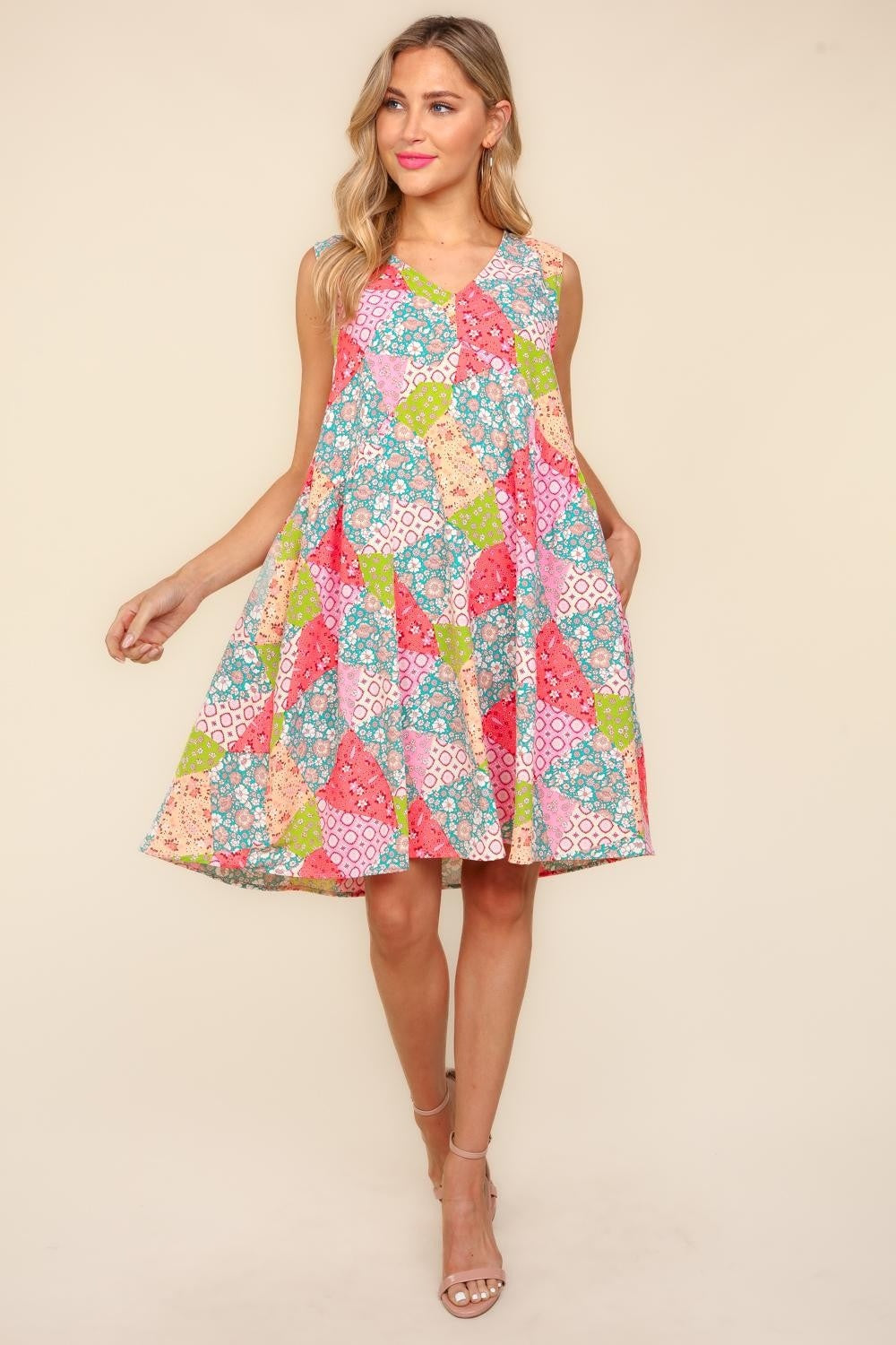 Full Size Babydoll Floral Patchwork Dress with Side Pockets – Floral Patchwork Dress, Babydoll Floral Dress, Side Pockets Dress, Vintage-Inspired Dress, Casual Floral Dress, Feminine Floral Dress, Playful Patchwork Dress