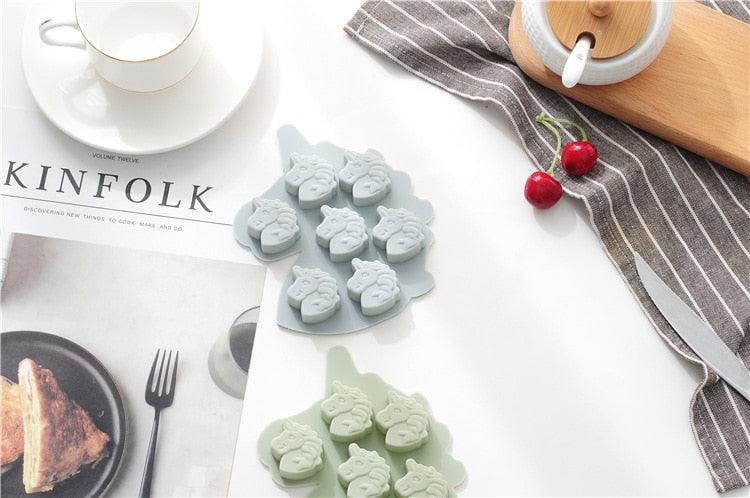 7 Cells Cute Unicorn Silicone Cake Molds No Smell Food Grade Material For Candle, Fondant, Biscuit, Dessert, Chocolate Molds Mini Unicorn Head Ice Cube Tray, Unicorn Silicone Molds Set For Chocolate Candy Cake Cupcake Soap Baking
