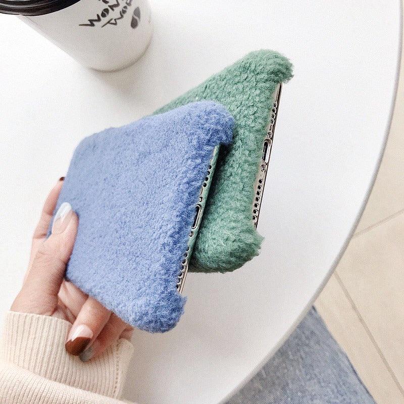 Fashion Lady Gift Case For Iphone Xs Max Xr X 11 Pro Max Se Furry Fluffy Warm Cover For Iphone 6 7 8 Plus Soft Phone Case Flexible Silicon Soft Fluffy Furry Shockproof Protective Phone Case For Iphone by Stevvex