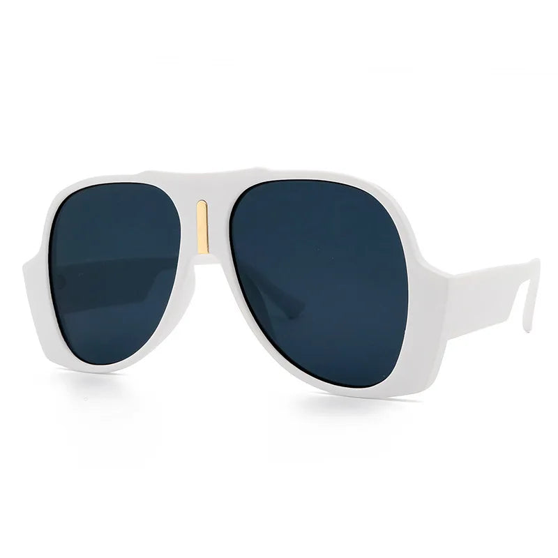 Audacious Oversized Vintage Sunglasses for Bold Women
