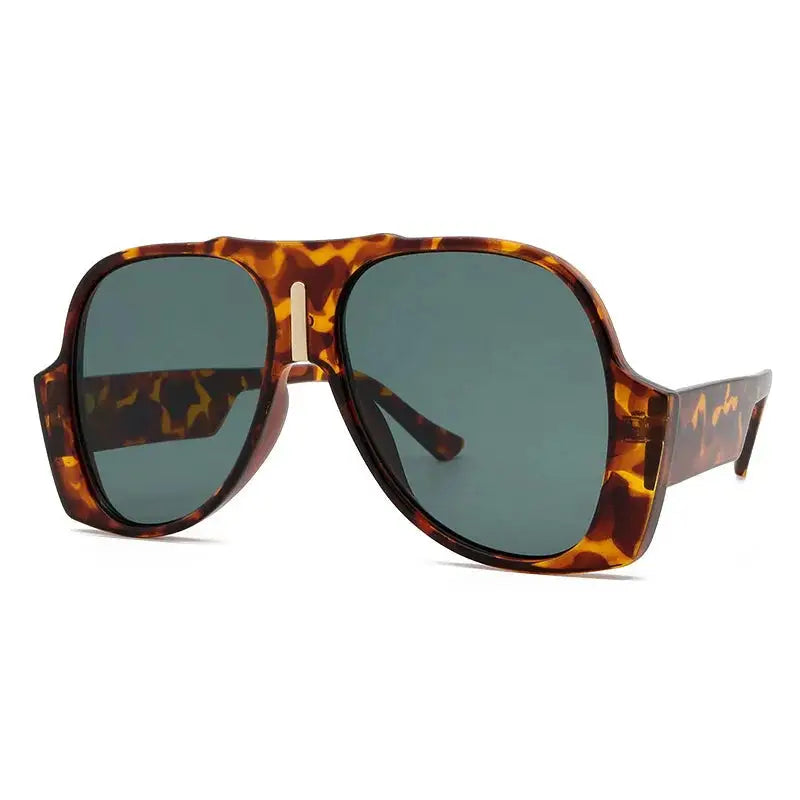 Audacious Oversized Vintage Sunglasses for Bold Women