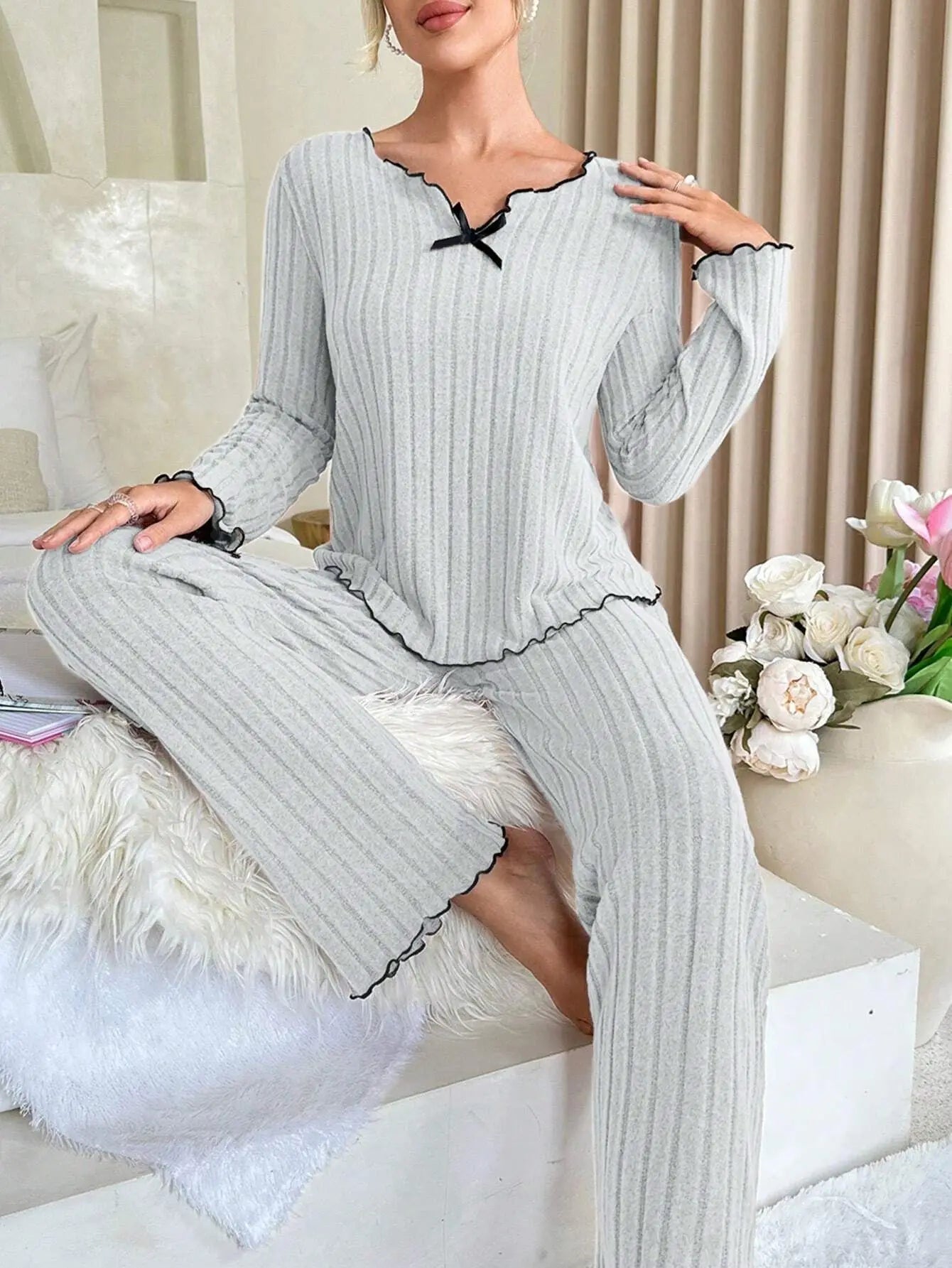 Flannel Warm Sleepwear Women Casual Pajamas Set Long Sleeve T-shirt Top and Trousers Set Homewear Autumn Winter Loungewear