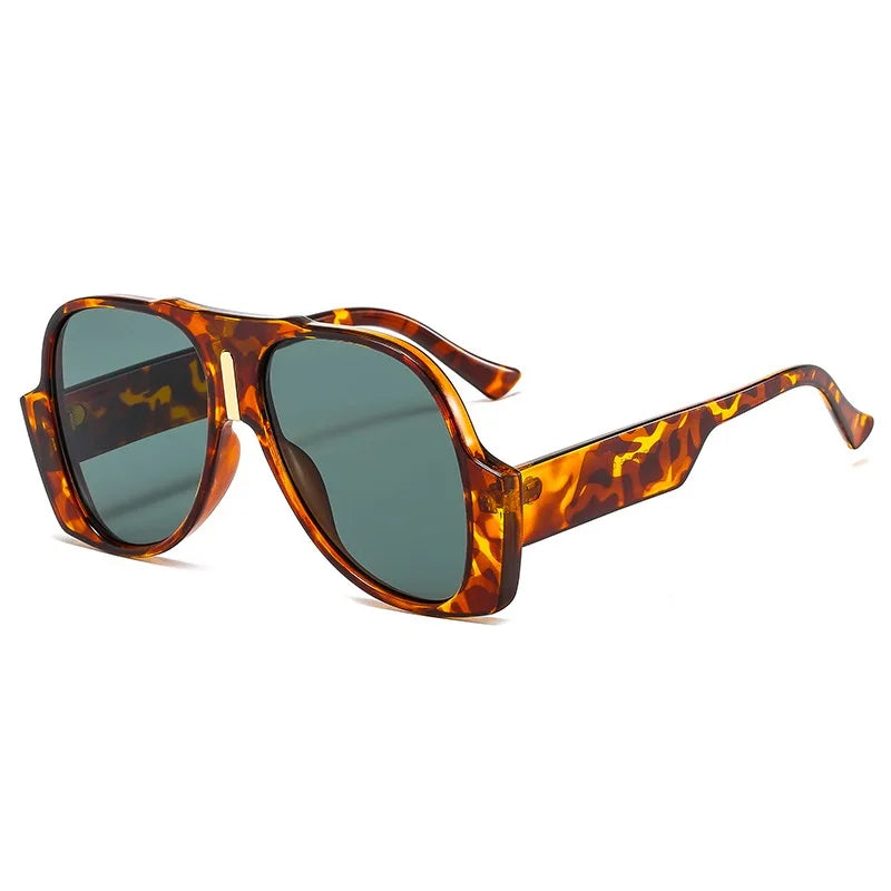 Audacious Oversized Vintage Sunglasses for Bold Women