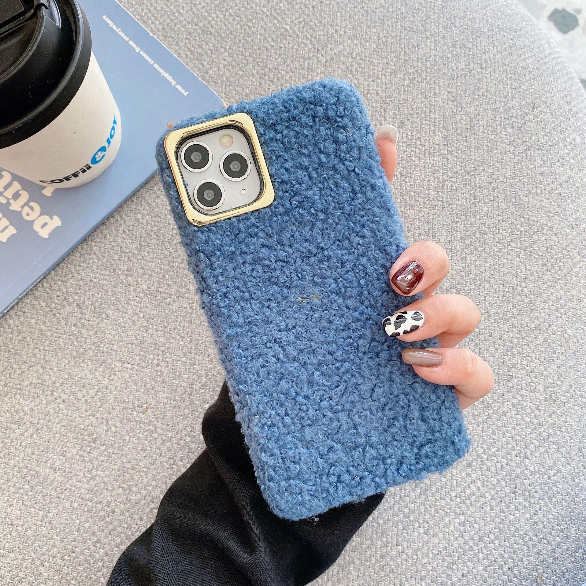 Fashion Lady Gift Case For Iphone Xs Max Xr X 11 Pro Max Se Furry Fluffy Warm Cover For Iphone 6 7 8 Plus Soft Phone Case Flexible Silicon Soft Fluffy Furry Shockproof Protective Phone Case For Iphone by Stevvex