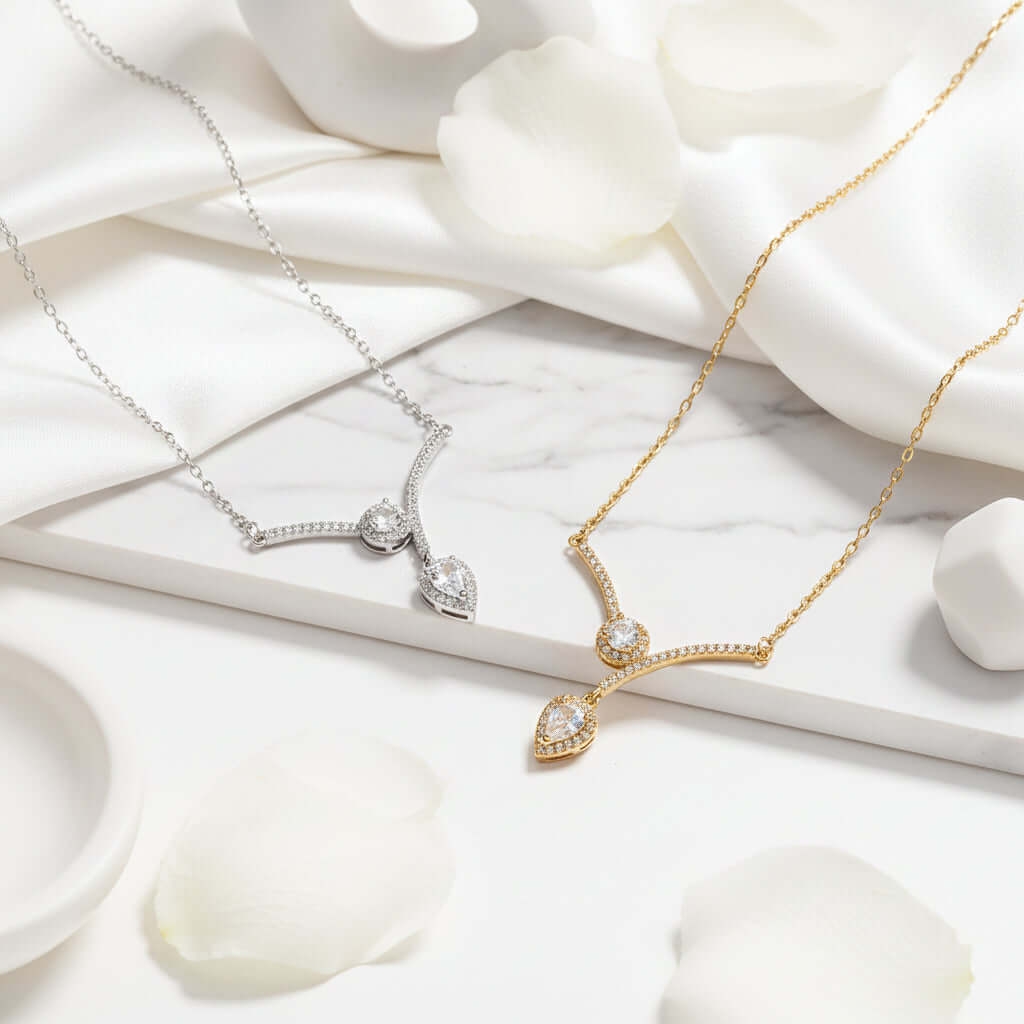 Elegant V-shaped zircon necklace Water Drop Design