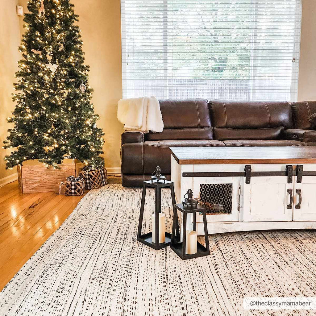 Williford Wool Area Rug with Cream and Black Colors