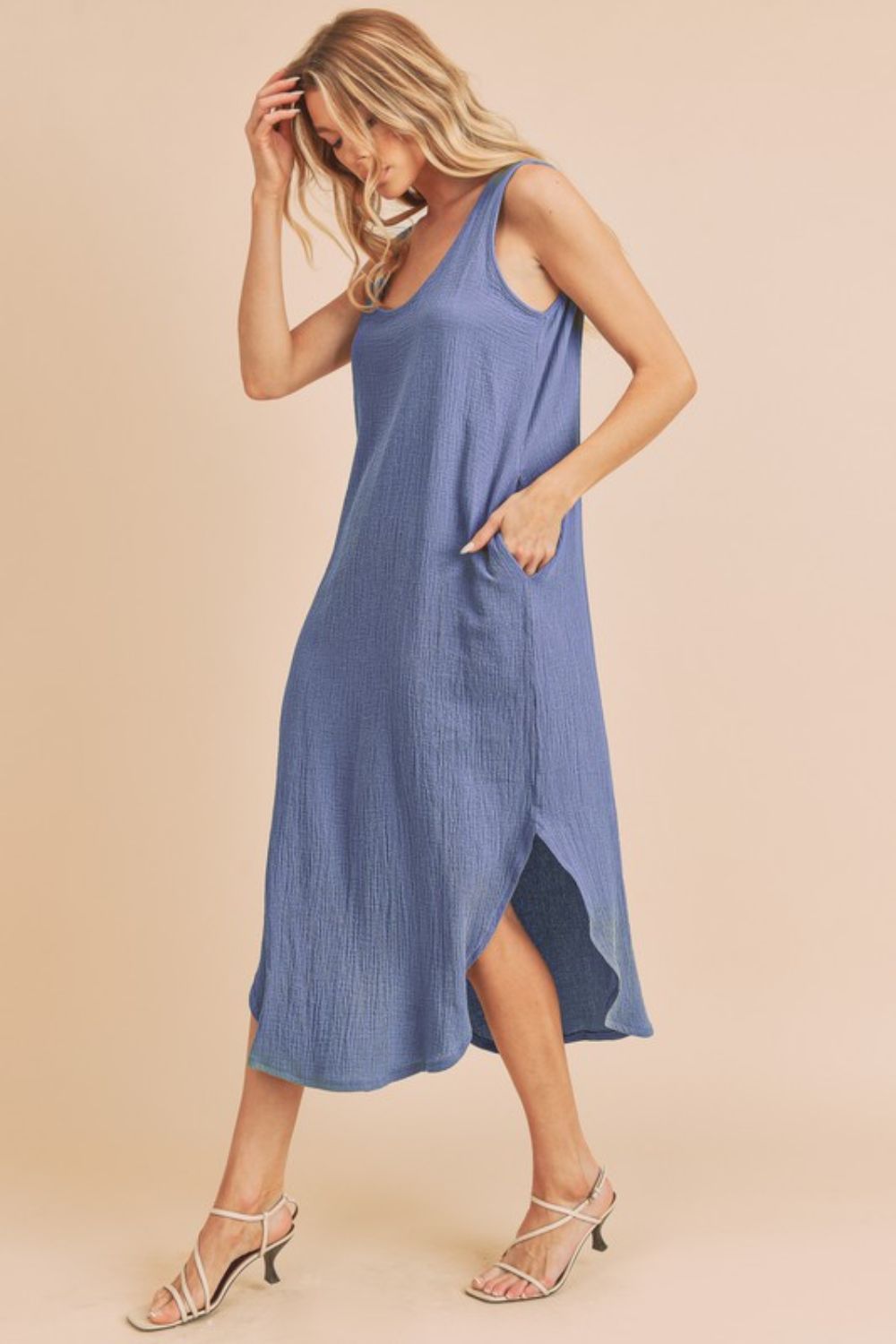 New Round Neck Midi Tank Dress with Pockets for Women – Casual, Comfortable & Functional for Everyday Wear by Stevvex