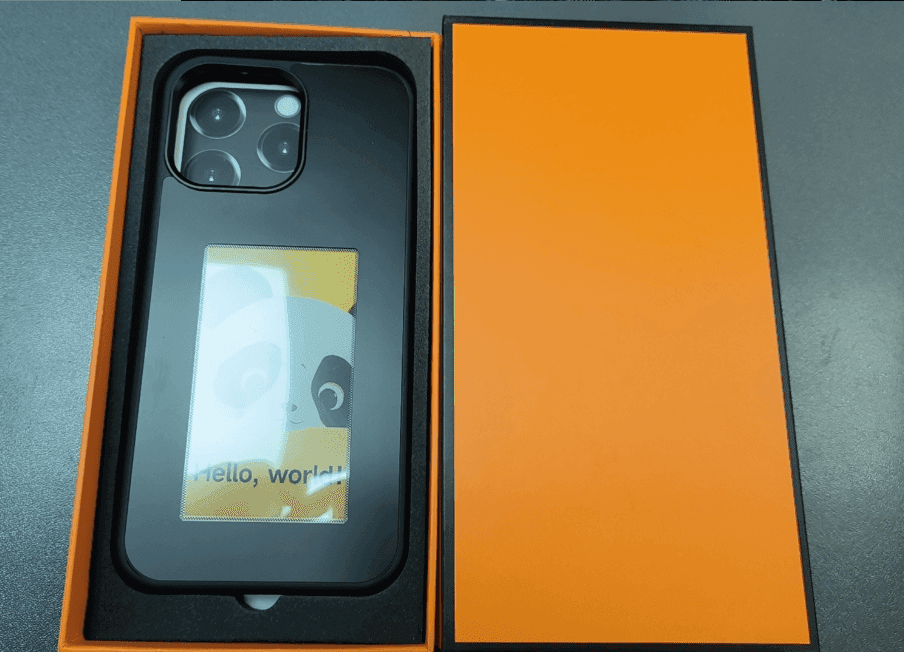 E-Ink Phone Case - Lifestyle Haven