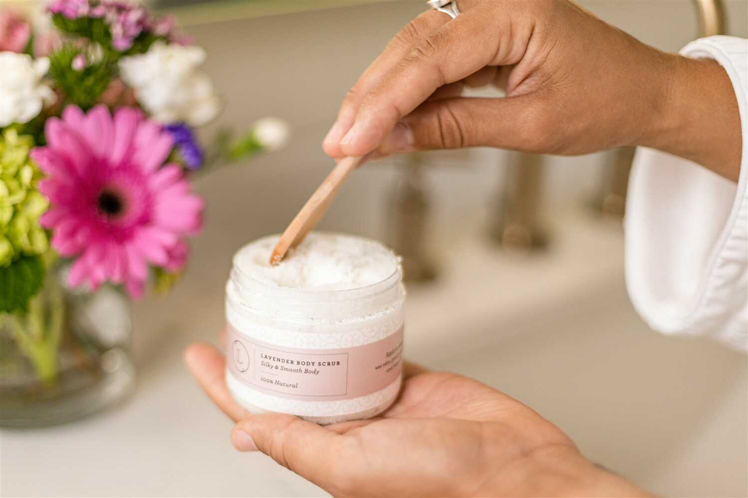 CBD Lavender Body Scrub with CBD, Natural Body Salt Scrub (THC free) - Lifestyle Haven