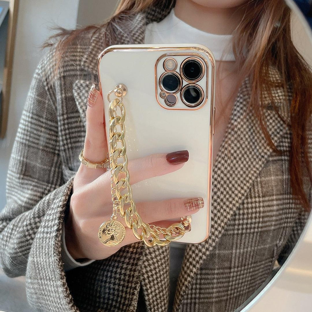 Luxury Glossy Gold Color Metal Coin Bracelet Chain Protective Case Cover For iPhone Soft Case for iPhone 13 12 Pro Max 14 11 pro max X XS XR 7 8 Plus Cover