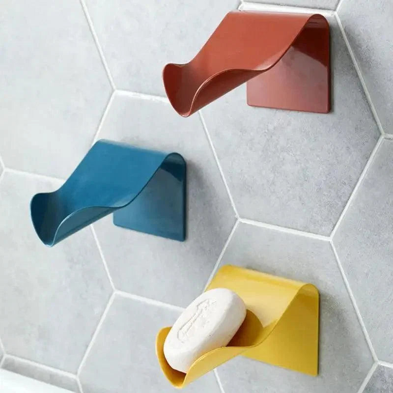 Wall-suction Drain Soap Dish Decorative Drainage Soap Holder Soap Holder Storage Container Home Bathroom Kitchen Accessories Self Adhesive Soap Drain Rack Soap Holder with Hook Wall Mount Soap Dish with Hook Sponge Soap Draining Tray Plate