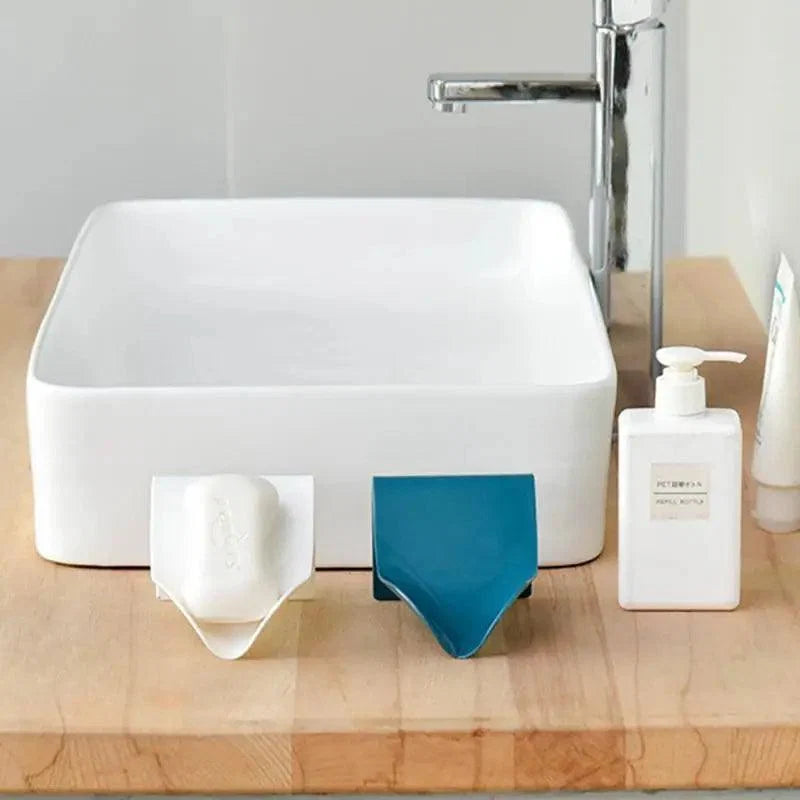 Wall-suction Drain Soap Dish Decorative Drainage Soap Holder Soap Holder Storage Container Home Bathroom Kitchen Accessories Self Adhesive Soap Drain Rack Soap Holder with Hook Wall Mount Soap Dish with Hook Sponge Soap Draining Tray Plate